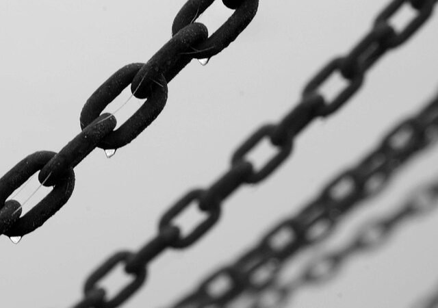 Como Manter a Calma Diante de Pensamentos Repetitivos e Reduzir a Ansiedade Mental