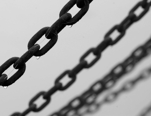 Como Manter a Calma Diante de Pensamentos Repetitivos e Reduzir a Ansiedade Mental